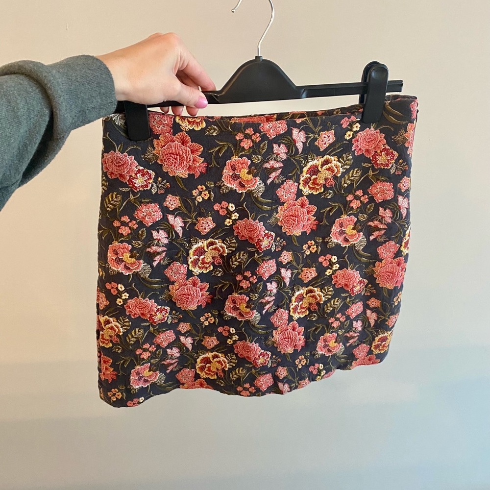Loft Floral Mini skirt